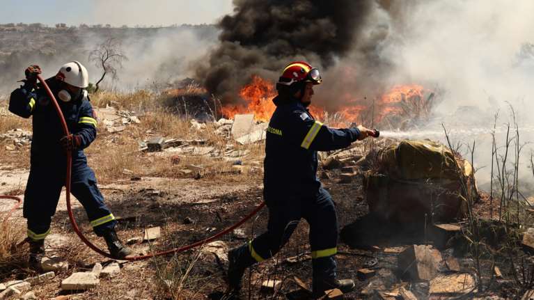 Σε ποια σημεία παραμένει κλειστή η λεωφόρος Βάρης-Κορωπίου - Αποκαταστάθηκε η κυκλοφορία στο Μαρκόπουλο