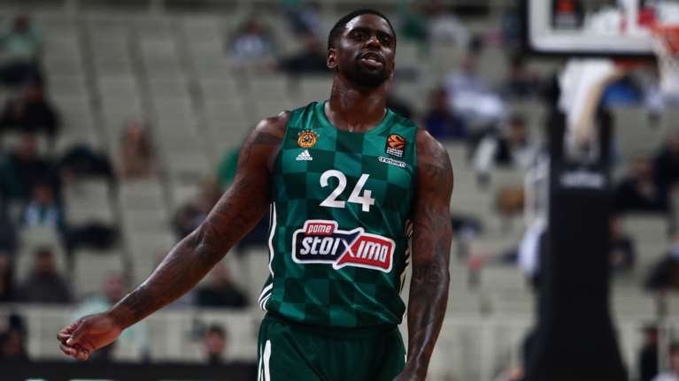 &quot;Μύλος&quot; στον Παναθηναϊκό με Μπέικον: Καβγάς στην προπόνηση και αποκλεισμός- Τι έγραψε στα social media