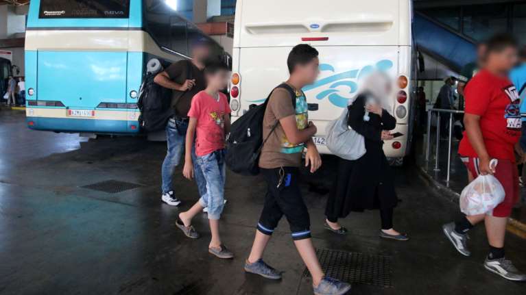 Θεσσαλονίκη: 70χρονη &quot;πορτοφολού&quot; ξάφριζε επιβάτες σε λεωφορεία και ΚΤΕΛ