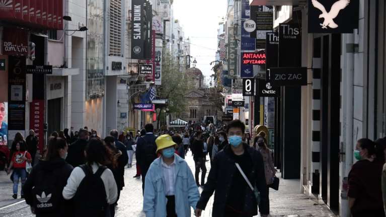 Απίστευτο: Στα χέρια της ΕΛΑΣ σπείρα που &quot;χτυπούσε&quot; στο κέντρο της Αθήνας - Οι περισσότεροι έχουν συλληφθεί πάνω από 200 φορές