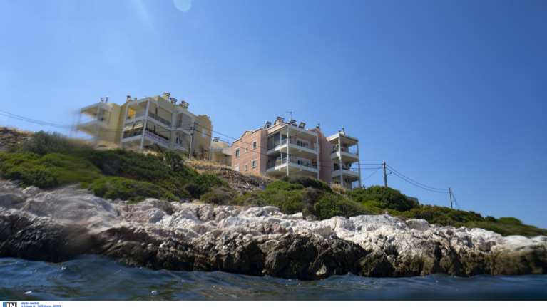 Κατάργηση φόρου γονικών παροχών από 1ης Οκτωβρίου: Πόσα γλιτώνουν οι γονείς στις μεταβιβάσεις- Αναλυτικά παραδείγματα