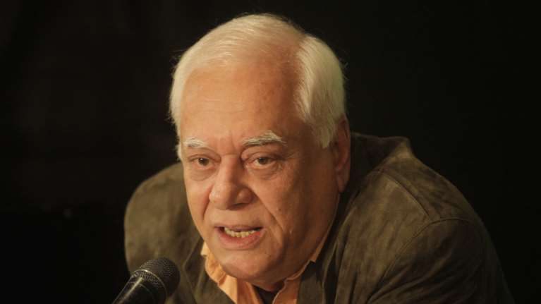 Το αιχμηρό σχόλιο του Καρτερού για το δάνειο Κασσελάκη στον ΣΥΡΙΖΑ: Θεέ μου, φύλαγε με από τους φίλους μου