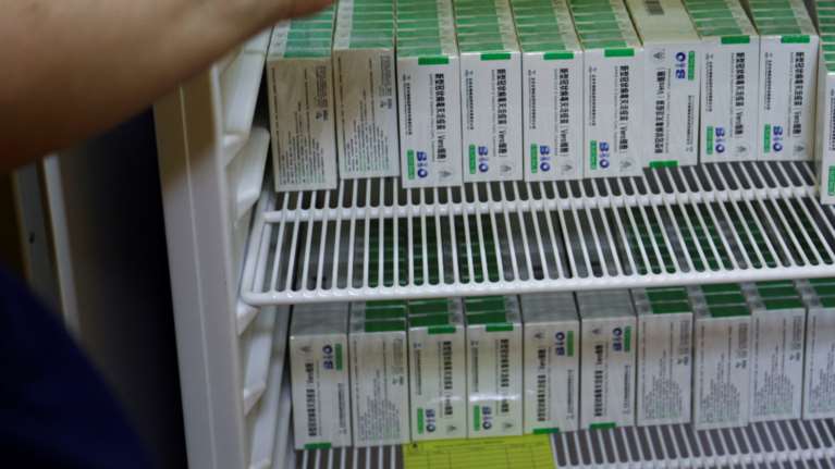 ΠΟΥ: &quot;Ναι&quot; στο κινέζικο Sinopharm - Το πρώτο εμβόλιο από μη δυτική χώρα που παίρνει έγκριση