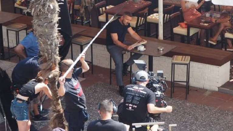 &quot;Φώτα, κάμερα, πάμε&quot;: Στη Μηχανιώνα για γυρίσματα ο Αντόνιο Μπαντέρας [Βίντεο]