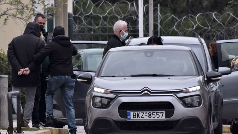 Βιασμός 12χρονης στον Κολωνό: Προφυλακίστηκαν οι 4 – Ελεύθερος με περιοριστικούς όρους ο 23χρονος