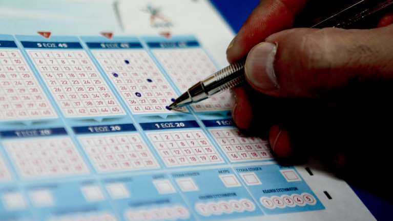 Τζόκερ κλήρωση 2277: Αυτοί είναι οι τυχεροί αριθμοί για σήμερα (27/4/2021)