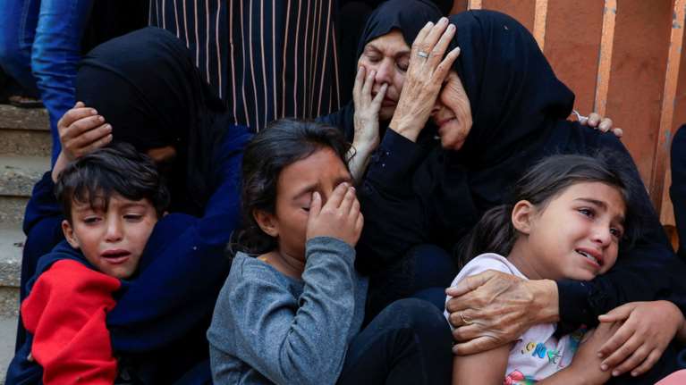 Γάζα: Ο ισραηλινός στρατός παραδέχεται ότι σκότωσε Παλαιστίνιους αμάχους κοντά σε κέντρα διανομής βοήθειας