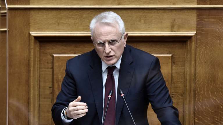 Εξώδικο Ραγκούση στην εφημερίδα POLITICAL για τη "βίλα στην Πάρο" - Απαιτεί να του ζητήσουν συγγνώμη