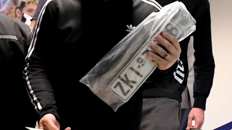 Επιστρέφονται από σήμερα οι πινακίδες και οι άδειες οδήγησης, λόγω Πάσχα - Ποιοι εξαιρούνται