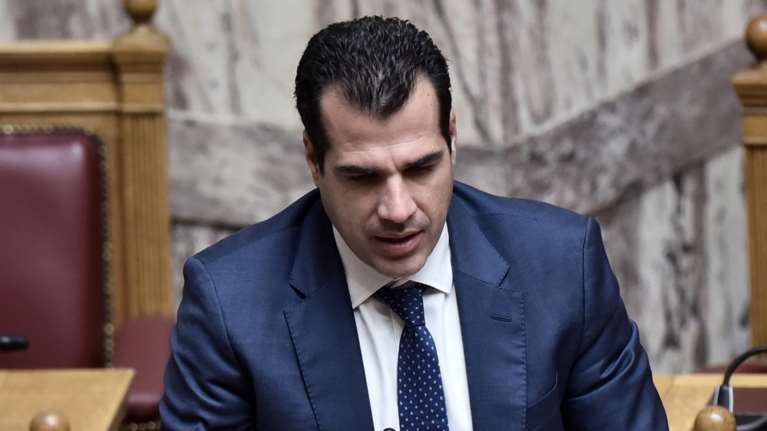 Πλεύρης: Επικίνδυνη για τη δημόσια υγεία η απόφαση του ΣτΕ για τους ανεμβολίαστους υγειονομικούς