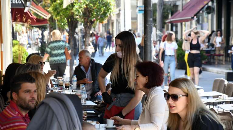 Κορονοϊός - Βατόπουλος: Περιορισμοί στα μπαρ για να μην πάμε σε γενικό lockdown