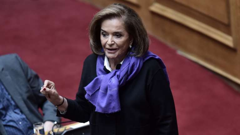 Μπακογιάννη: Μην περιμένετε γραπτό όρο ότι η Τουρκία δεν θα χρησιμοποιήσει τα F-16 κατά της Ελλάδας