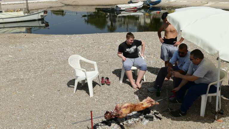 Την Τετάρτη οι αποφάσεις των ειδικών για το &quot;Πάσχα στο χωριό&quot;- Συνεδριάζει εκτάκτως η επιτροπή
