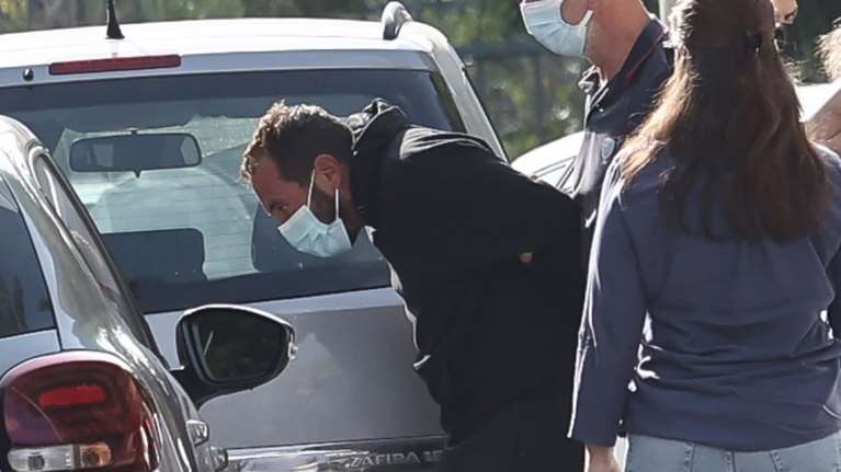 Κολωνός: &quot;Σφίγγα&quot; στον ανακριτή οι δύο παιδοβιαστές - Δεν βρίσκουν δικηγόρο - Πάνω από 3.000 σελίδες η δικογραφία