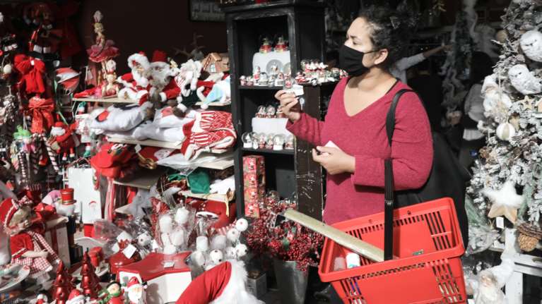 Πρεμιέρα αύριο για το click away: Ο απόλυτος &quot;οδηγός&quot; για τις αγορές σας - Όλα όσα πρέπει να γνωρίζετε