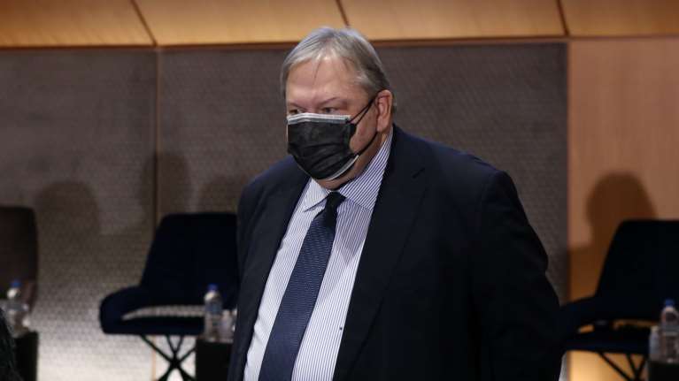 Βενιζέλος: Είμαστε αιχμάλωτοι της μοιρολατρίας και της αμεριμνησίας μας - Το στενό πολιτικό σύστημα μαραζώνει την κοινωνία