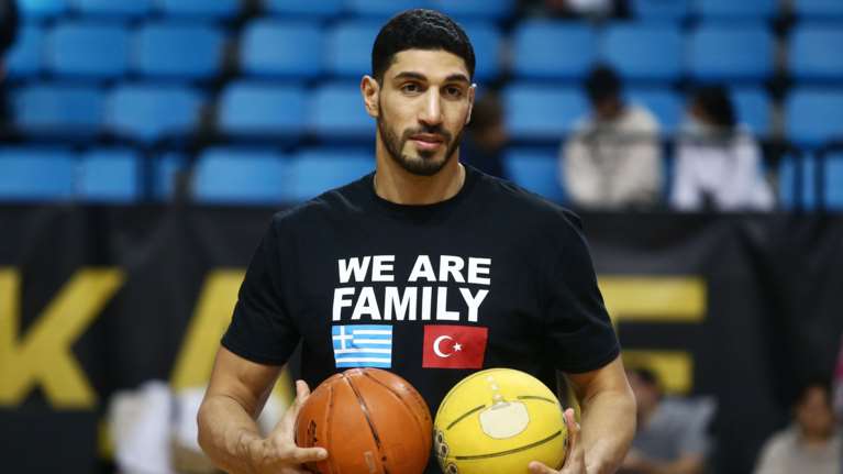 Ενές Καντέρ: Ο Ερντογάν εκβίασε τον Μασκ ότι θα κλείσει το Twitter αν δεν μπλοκάρει αντισυστημικούς δημοσιογράφους