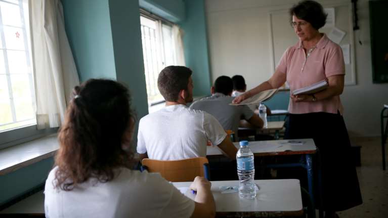 Απίστευτο: Στον &quot;αέρα&quot; η ελληνική PISA - Στάση εργασίας από ΟΛΜΕ και ΔΟΕ τη μέρα των εξετάσεων