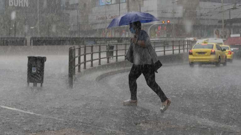 Κακοκαιρία Άριελ: Έκτακτο δελτίο της ΕΜΥ - Για επικίνδυνες βροχές μιλά ο Αρναούτογλου [εικόνες - βίντεο]
