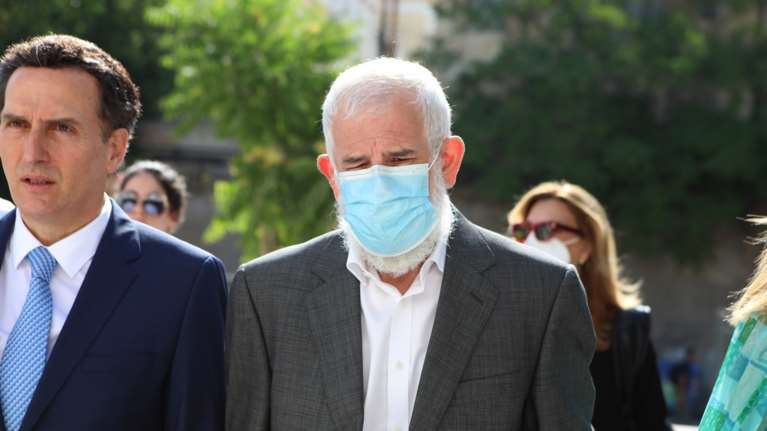 Συνήγορος Φιλιππίδη: Ο Πέτρος τα έχασε όλα - Παραμένει στην Αθήνα, ζει σαν να είναι στη φυλακή