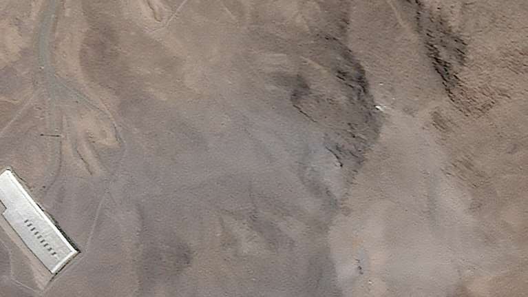 Ιράν: Αυτές είναι οι πραγματικές ζημιές στην πυρηνική εγκατάσταση Φορντό μετά το χτύπημα των ΗΠΑ - Δορυφορικές εικόνες