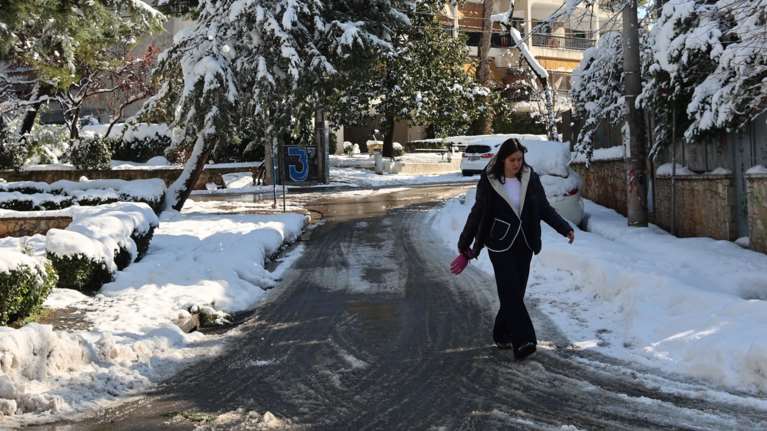 Κακοκαιρία Coral: Στην &quot;κατάψυξη&quot; η Αττική - Πού θα χιονίσει και πού θα το στρώσει - Χιόνια και στη θάλασσα, λέει ο Τσατραφύλλιας