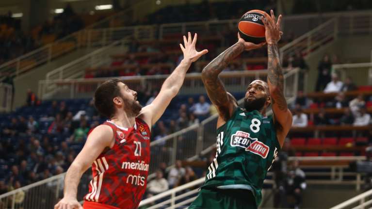 Παναθηναϊκός – Ερυθρός Αστέρας 75-66: Νίκη μετά από 43 μέρες- "Επέστρεψε" από το -16 και χωρίς Μπέικον