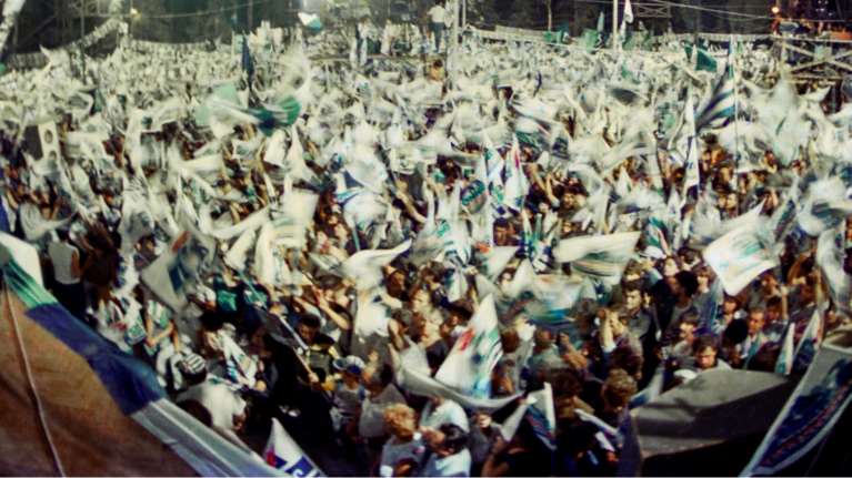 Τι συνέβη την τελευταία φορά που ψηφίσαμε με απλή αναλογική στην Ελλάδα: Το &quot;μπάχαλο&quot; των τριπλών εκλογών έως την αυτοδυναμία