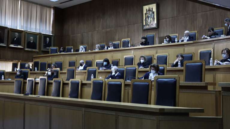 Στη σύνταξη 30 δικαστές και εισαγγελείς: Ανάμεσά τους η πρόεδρος του Αρείου Πάγου Μαρία Γεωργίου και ο Ισίδωρος Ντογιάκος