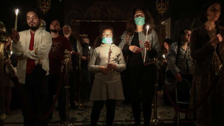 Διαφοροποιείται η Εκκλησία της Κρήτης από την Ιερά Σύνοδο - Θέλει Ανάσταση κανονικά τα μεσάνυχτα