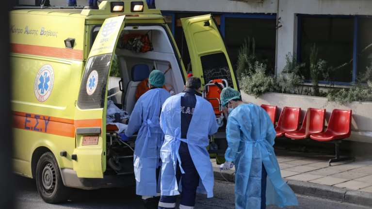 Θρήνος στον Βόλο: Πέθανε από κορονοϊό 35χρονη μητέρα ενός παιδιού