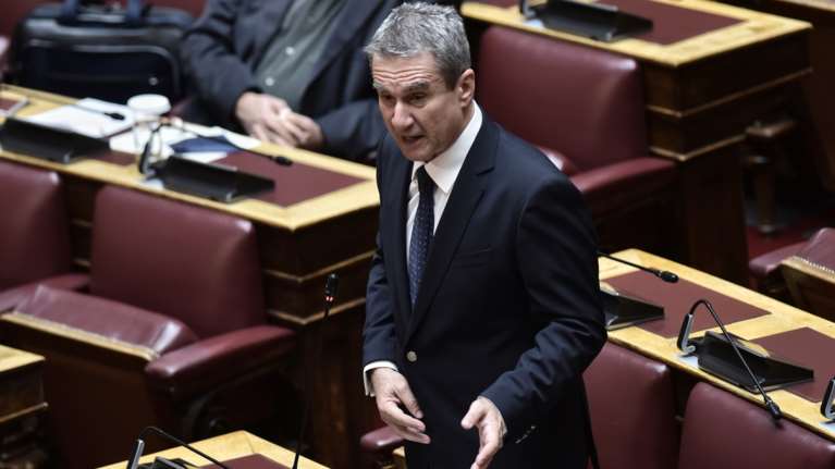 Έξαλλος ο Ανδρέας Λοβέρδος με τον βασιλιά της Ισπανίας: &quot;Αγενής - Έστησε εκατοντάδες βουλευτές για μιάμιση ώρα&quot;