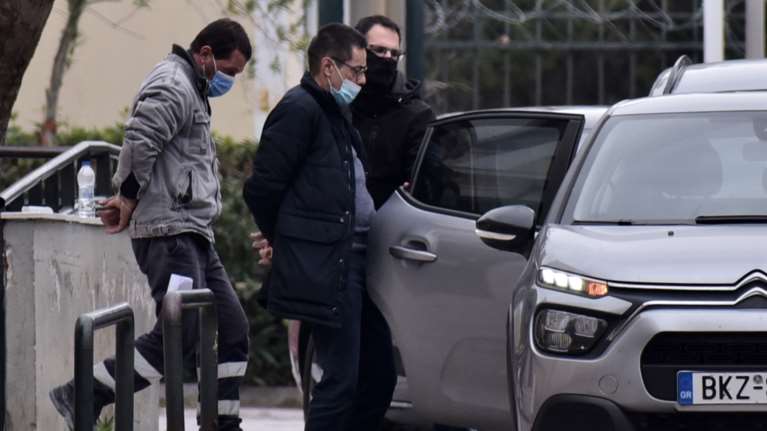 Κολωνός: Τουλάχιστον 3 φορές βίασε τη 12χρονη στο ιατρείο του ο δερματολόγος - &quot;Επικίνδυνος, μακριά από αυτόν...&quot;