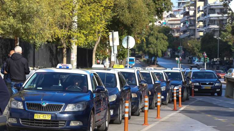 Θεσσαλονίκη: Θρίλερ με οδηγό ταξί που αγνοείται 10 ημέρες - Μαζί με το όχημά του