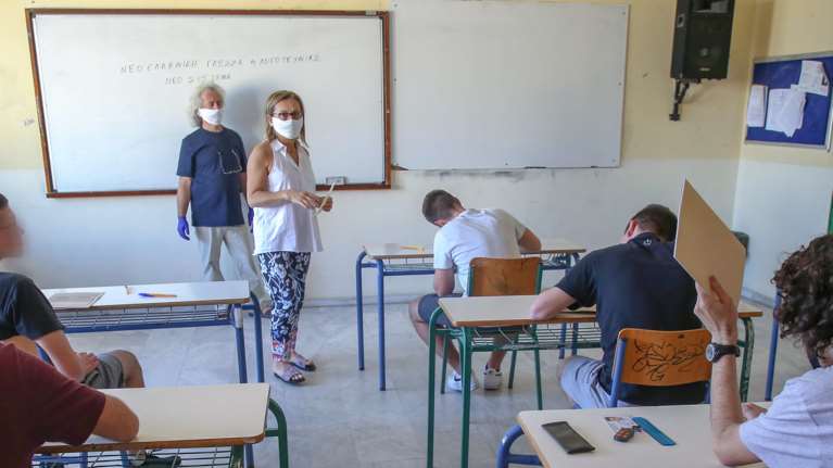 Πανελλαδικές Εξετάσεις: Αυτά είναι τα θέματα της Νεοελληνικής Γλώσσας - Τι έπεσε στην Έκθεση