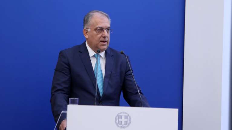 Θεοδωρικάκος: Αναγκαιότητα για την κοινωνία και την οικονομία η άρση της μονιμότητας στον δημόσιο τομέα