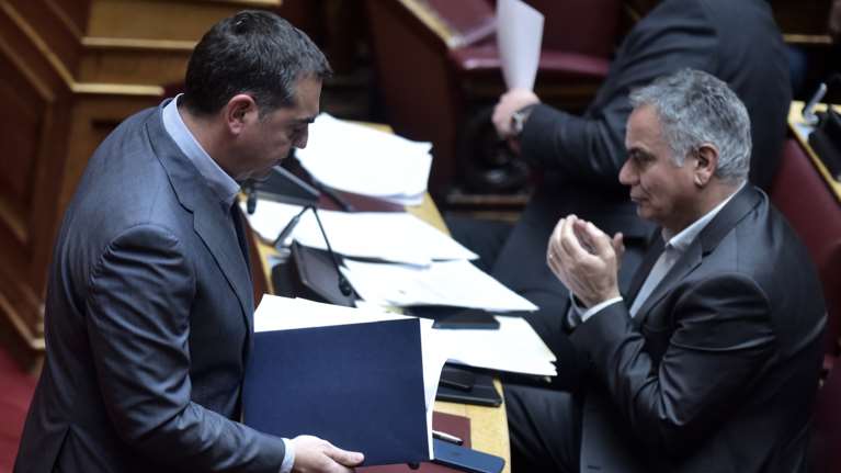 &quot;Παρών&quot; ο ΣΥΡΙΖΑ στην τροπολογία για το &quot;μπλόκο&quot; στον Κασιδιάρη- Σκληρή κριτική από Οικονόμου, Γεωργιάδη