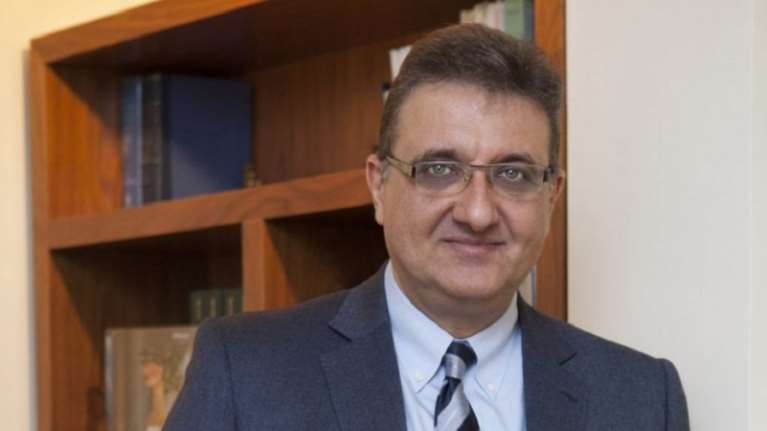 "Καμπανάκι" από Εξαδάκτυλο: "Η πιο κακή ιδέα στην πιο ακατάλληλη στιγμή να σταματήσουμε το lockdown" [Βίντεο]