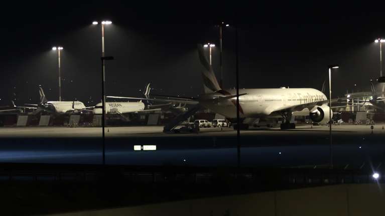 Διπλό θρίλερ με πτήσεις της Emirates στο &quot;Ελ. Βενιζέλος&quot;: Το χρονικό του τρόμου, τα F-16 πάνω από την Αθήνα και η CIA