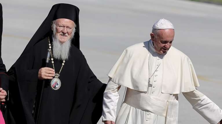 Προς κοινό εορτασμό του Πάσχα για ορθόδοξους και καθολικούς - Άνοιγμα Βαρθολομαίου σε Φραγκίσκο