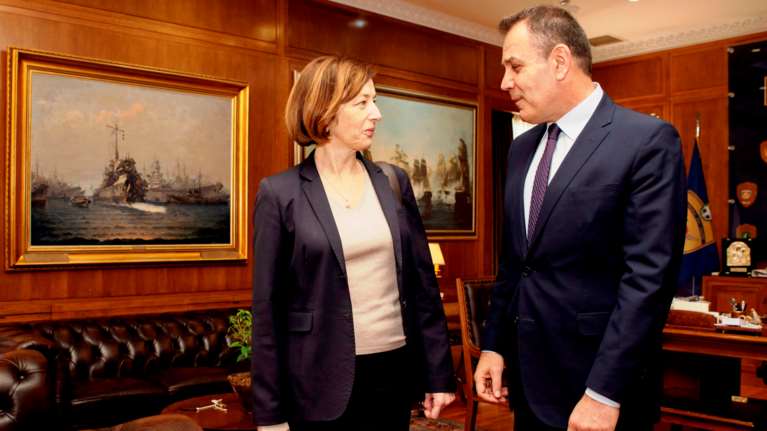 Νέα επικοινωνία Παναγιωτόπουλου με τη Γαλλίδα ομόλογό του - Οι δύο άξονες της λίστας με τα εξοπλιστικά