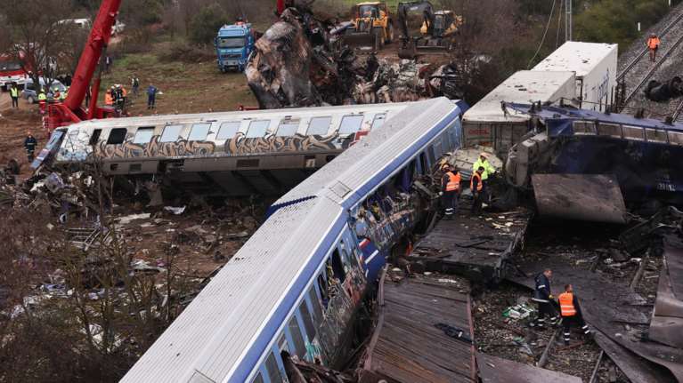 Τέμπη: Αποφυλακίστηκε ο σταθμάρχης της Λάρισας - Κρίθηκε ότι δεν είναι επικίνδυνος [βίντεο]