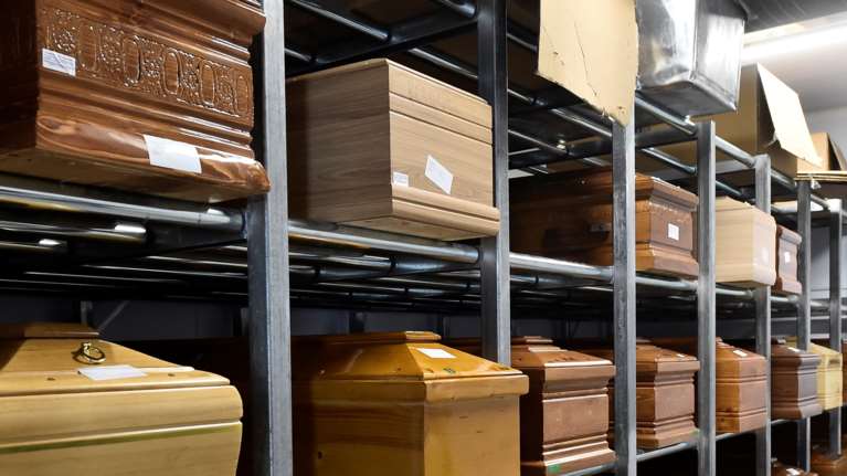 Economist- εκτίμηση σοκ: Οι νεκροί από κορονοϊό ίσως είναι και διπλάσιοι από τους επίσημους αριθμούς