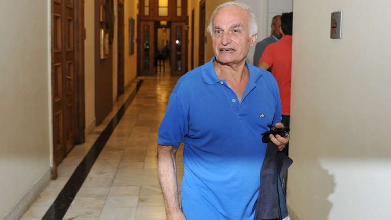 Μανώλης Μαυρομμάτης: Πήρε εξιτήριο από το νοσοκομείο μετά από μήνες νοσηλείας - Θα μεταφερθεί σε κέντρο αποκατάστασης