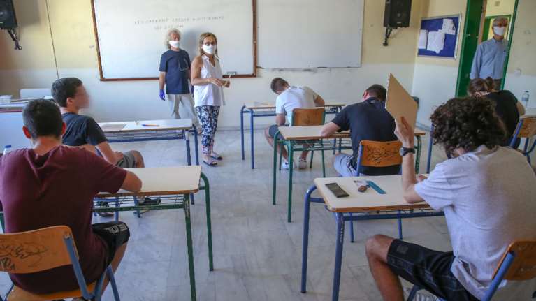 Πανελλαδικές 2021: Παράταση έως τις 30 Μαρτίου για αιτήσεις συμμετοχής, λόγω σεισμών και κορονοϊού