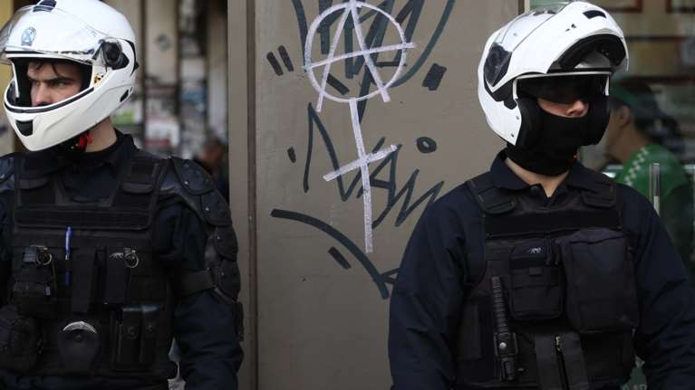 Εξαρθρώθηκε εγκληματική οργάνωση επιπέδου &quot;μαφίας&quot; - Ανάμεσά τους εν ενεργεία αστυνομικοί