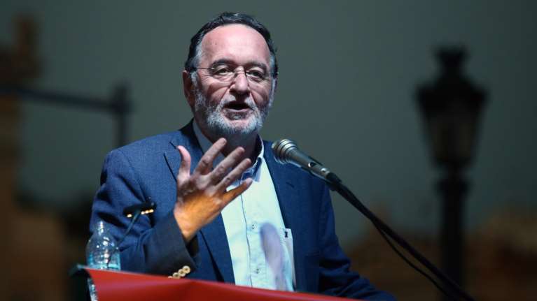 ''Βόμβα'' Λαφαζάνη: Όσο ήμουν υπουργός του ΣΥΡΙΖΑ με παρακολουθούσαν