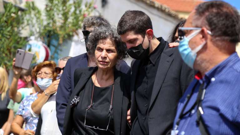 Μαργαρίτα Θεοδωράκη: Η σπάνια φωτογραφία που ανήρτησε 11 μέρες μετά τον θάνατο του Μίκη