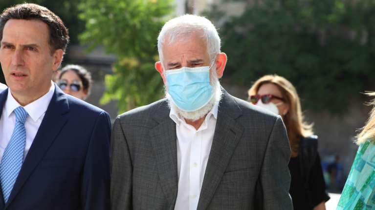 Δίκη Φιλιππίδη: Καταθέτει ο Σπύρος Μπιμπίλας ως &quot;μάρτυρας αλήθειας&quot; - Τι έχει υποστηρίξει η Ελπίδα Νίνου