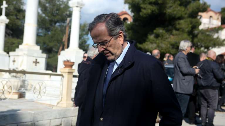 Τέως βασιλιάς Κωνσταντίνος: Στην κηδεία και ο Αντώνης Σαμαράς  μαζί με τη σύζυγό του